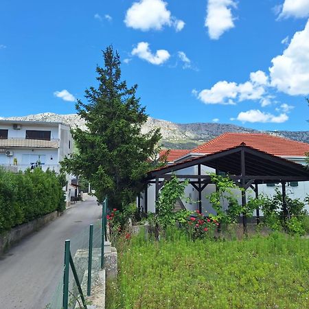 Sailing Forever Bungalow Kastela Bagian luar foto