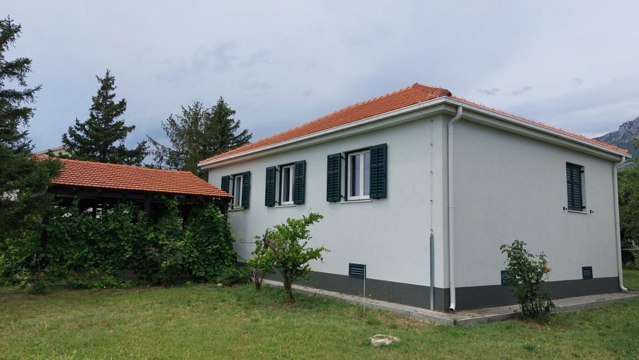 Sailing Forever Bungalow Kastela Bagian luar foto