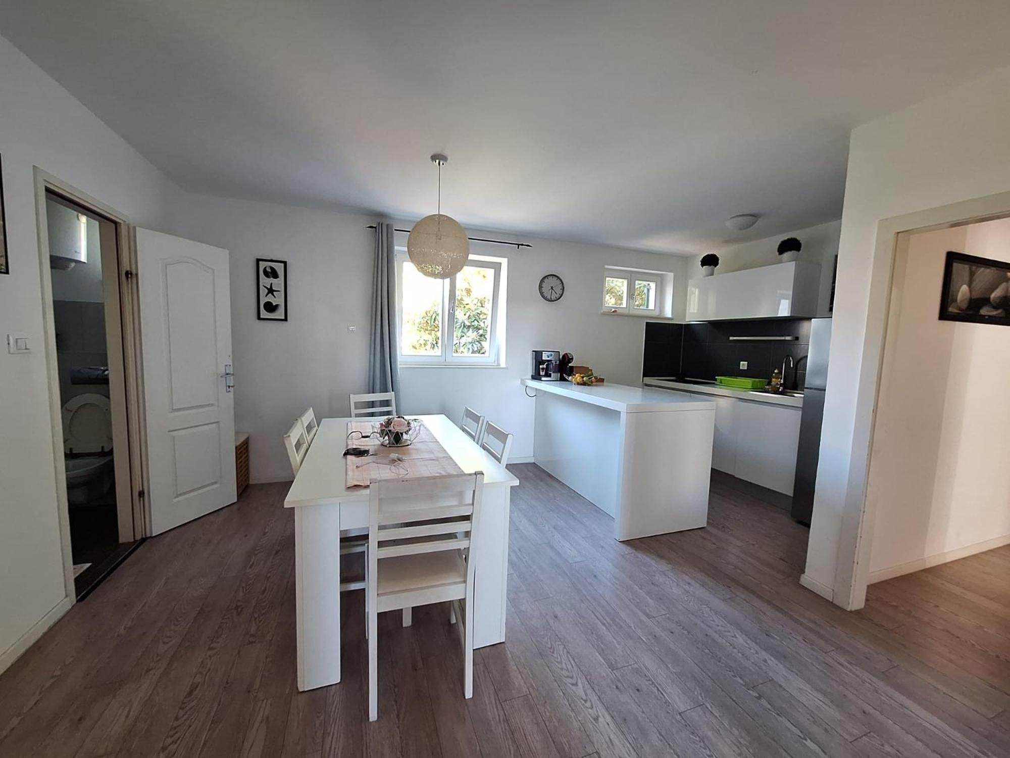 Sailing Forever Bungalow Kastela Bagian luar foto